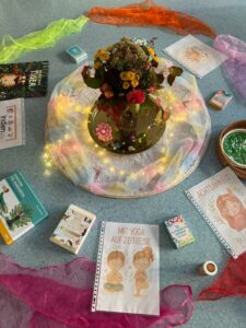 Yogapraxis - Sitzkreis in der Klasse